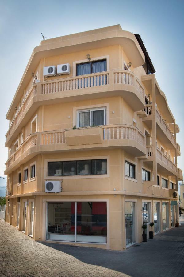 Porfyris Studios And Apartments カルパトス エクステリア 写真